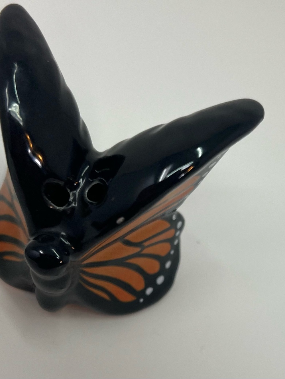 Cracker Barrel Mini Monarch Butterfly And Caterpillar Salt & Pepper Shakers - Picture 8 of 8